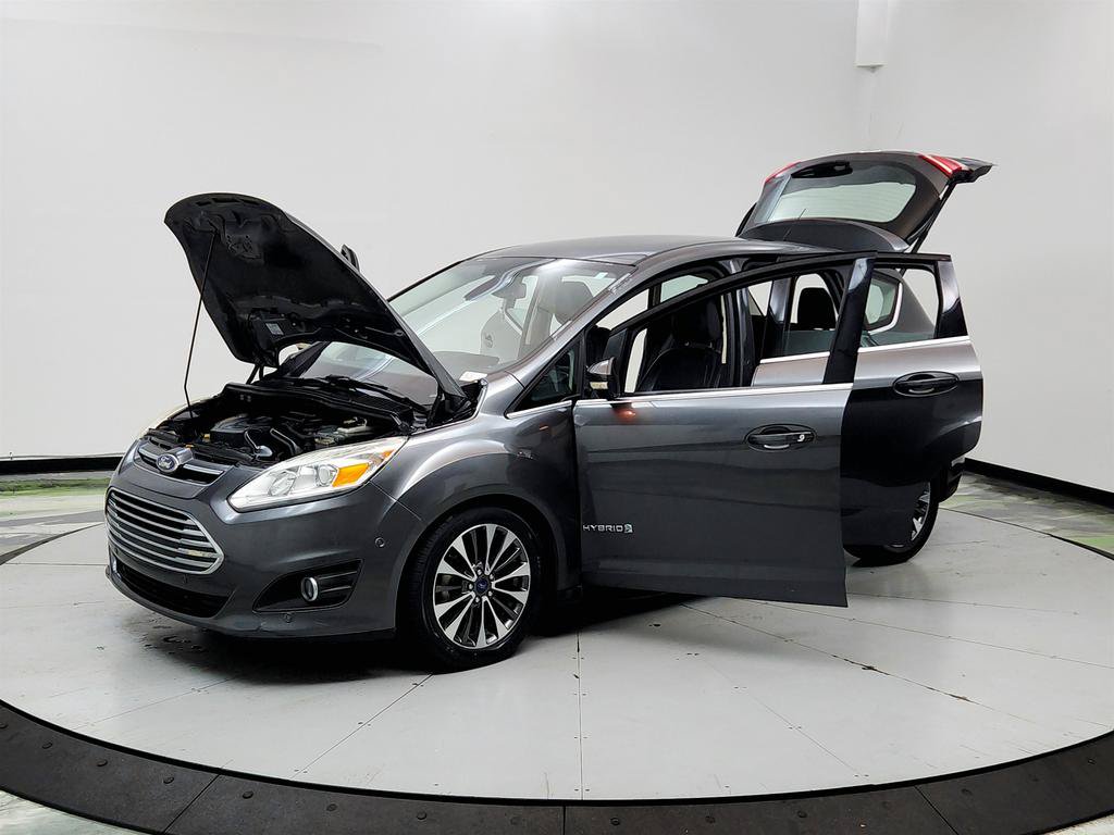 Used 2017 Ford C-MAX Titanium w/ Equipment Group 301A FWD image 9