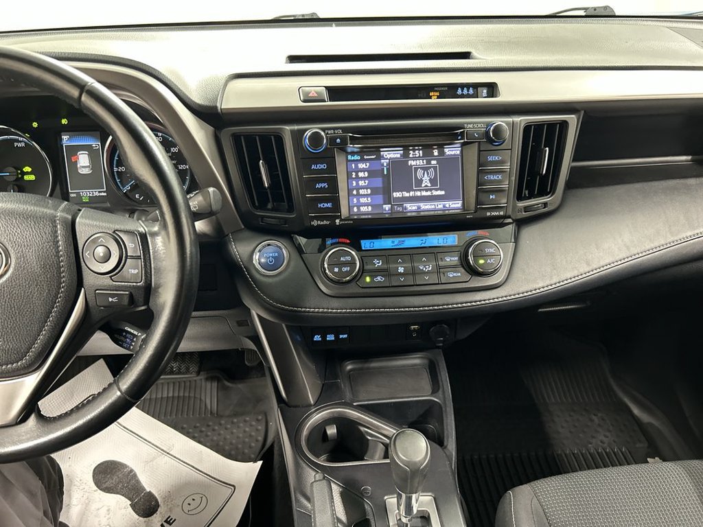 Used 2017 Toyota RAV4 XLE w/ All Weather Liner Package AWD/4WD image 18