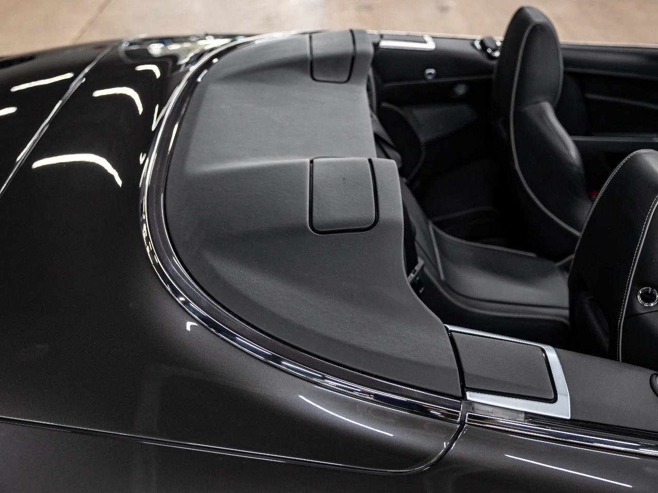 Used 2012 Aston Martin Virage Volante image 36