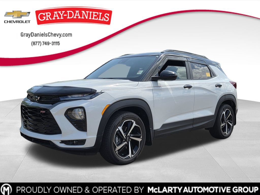 Used 2023 Chevrolet TrailBlazer RS w/ Sun and Liftgate Package FWD image 1