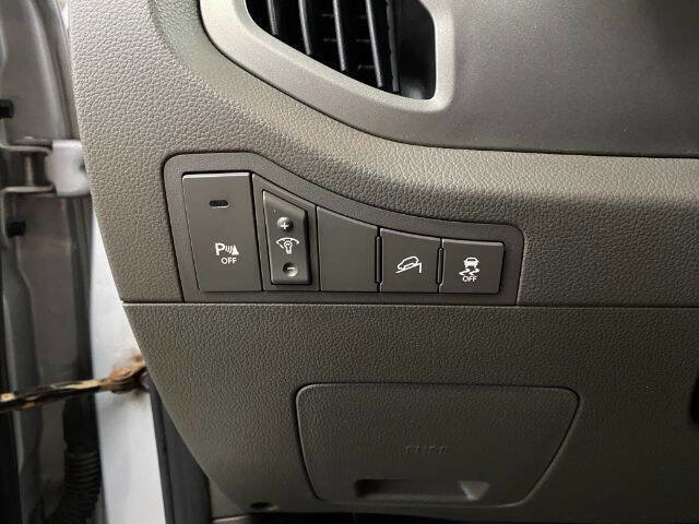 Used 2011 Kia Sportage LX w/ Convenience Pkg FWD image 12