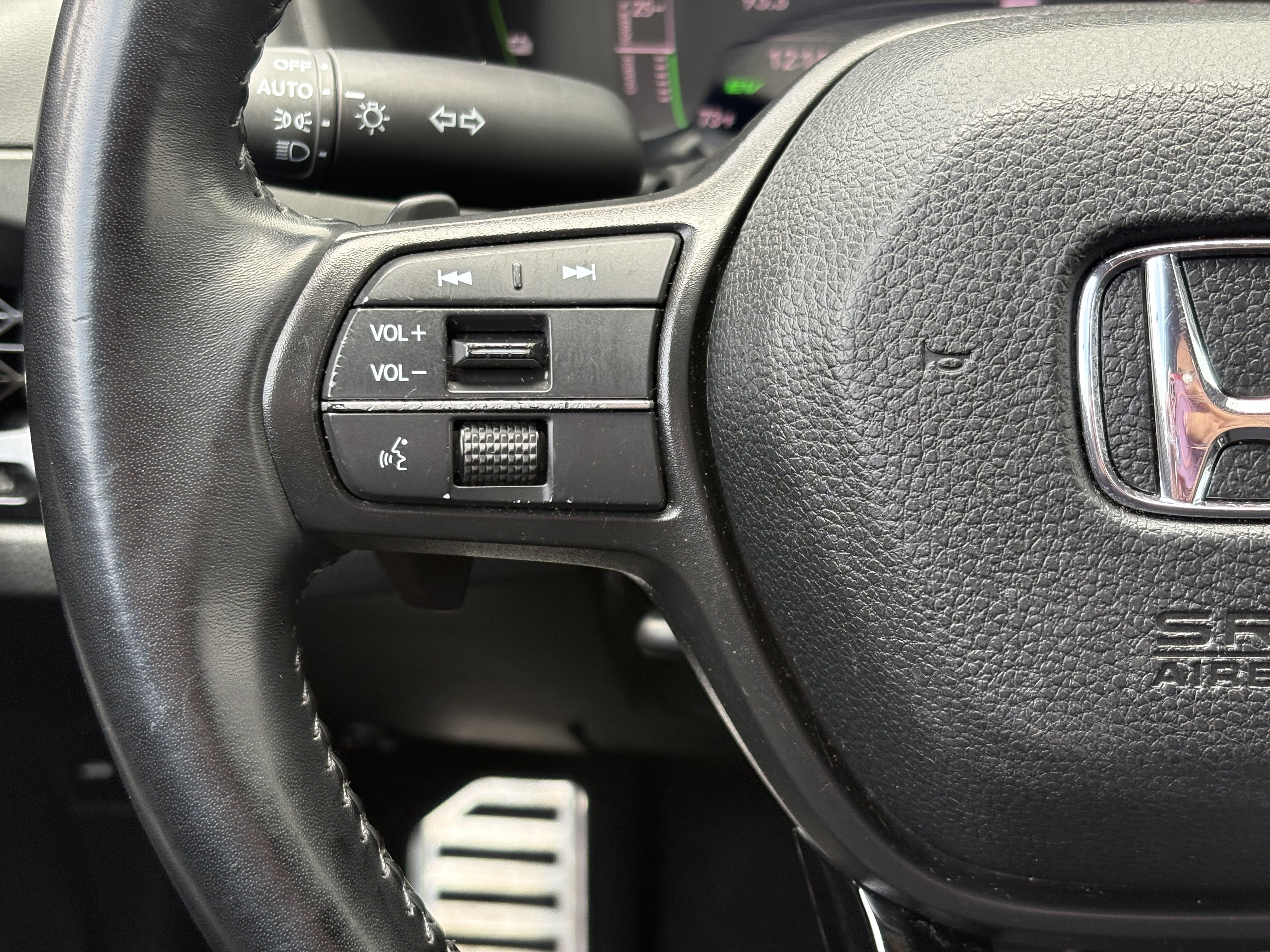 Used 2025 Honda Accord Sport image 14