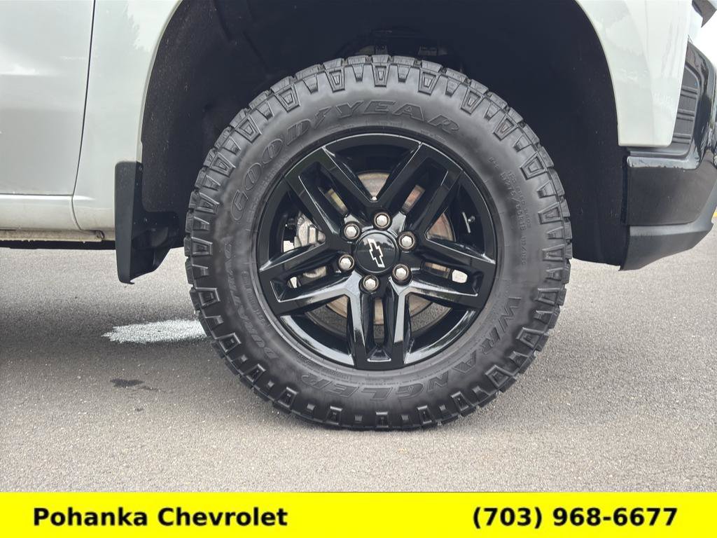 Used 2022 Chevrolet Silverado 1500 LT Trail Boss AWD/4WD image 31