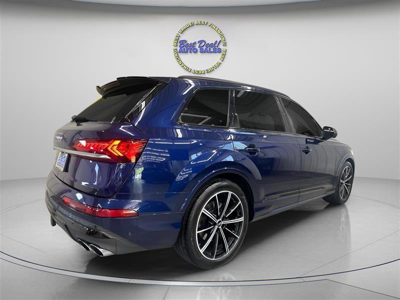 Used 2020 Audi SQ7 Premium Plus w/ Driver Assistance Package AWD/4WD image 5