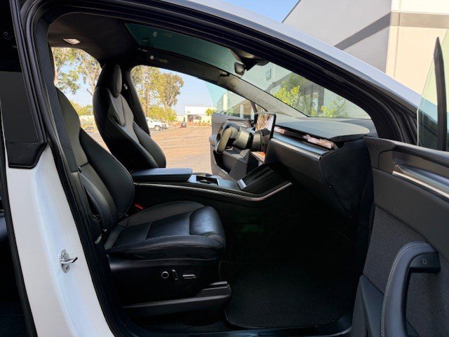 Used 2022 Tesla Model X Plaid AWD/4WD image 12