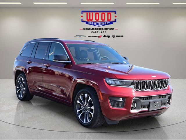 Used 2024 Jeep Grand Cherokee Overland image 2