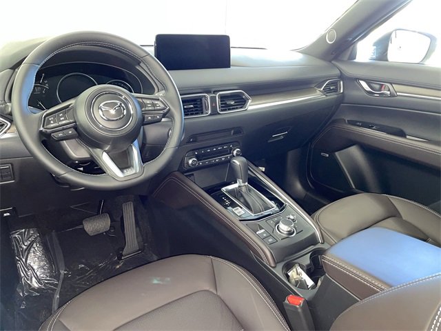 New 2025 MAZDA CX-5 Signature image 18