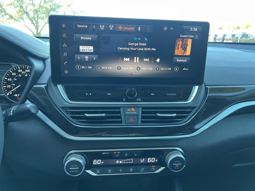 Used 2024 Nissan Altima 2.0 SR image 31