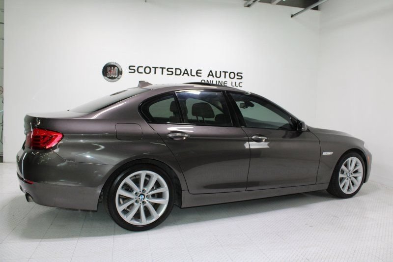 Used 2011 BMW 535i Sedan w/ Active Ventilated Seat Pkg RWD image 9