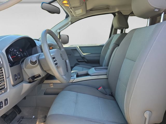 Used 2005 Nissan Titan SE AWD/4WD image 10