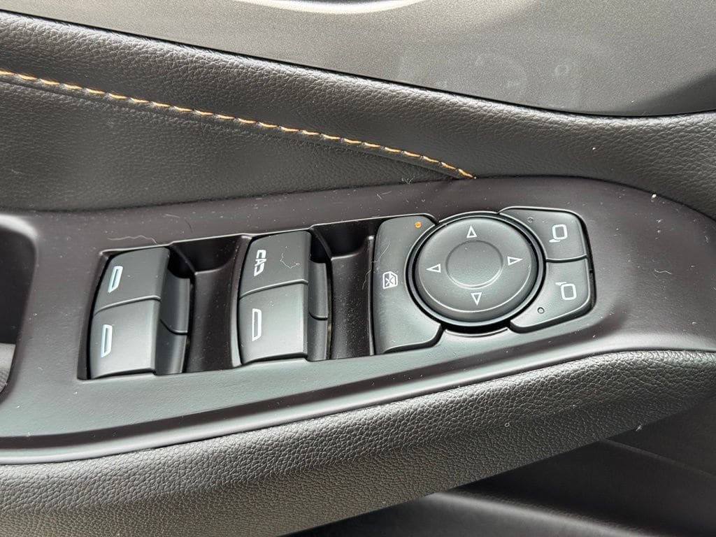 Used 2020 Chevrolet Traverse LT AWD/4WD image 23