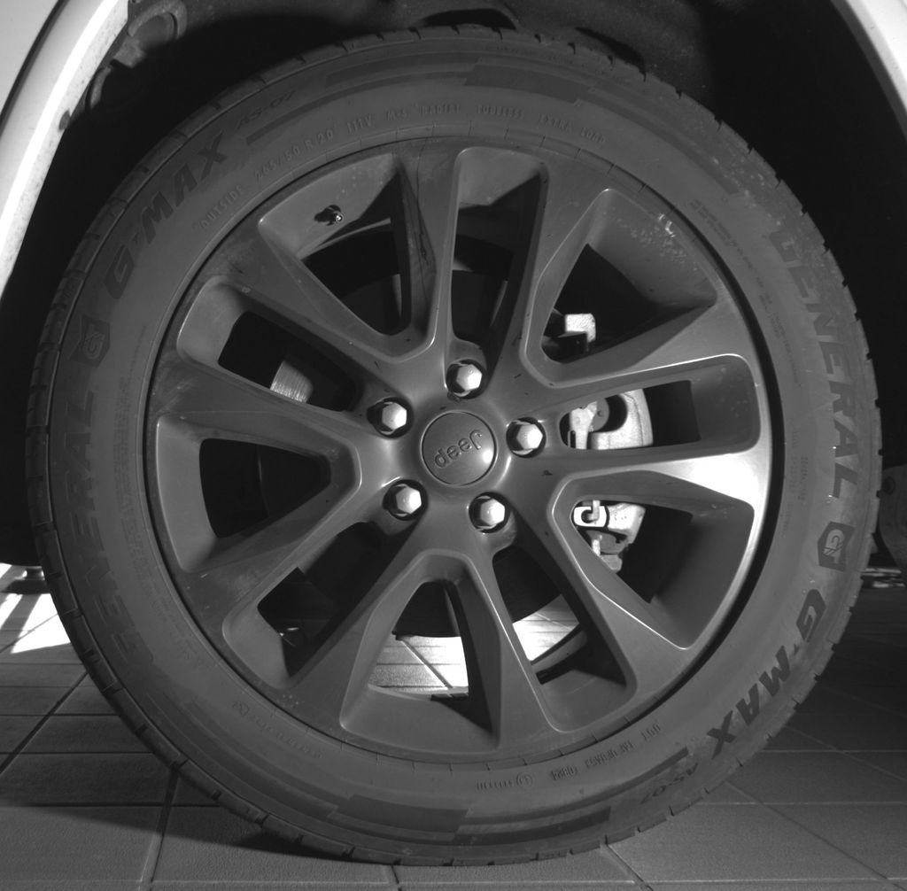 Used 2021 Jeep Grand Cherokee Laredo X RWD image 9