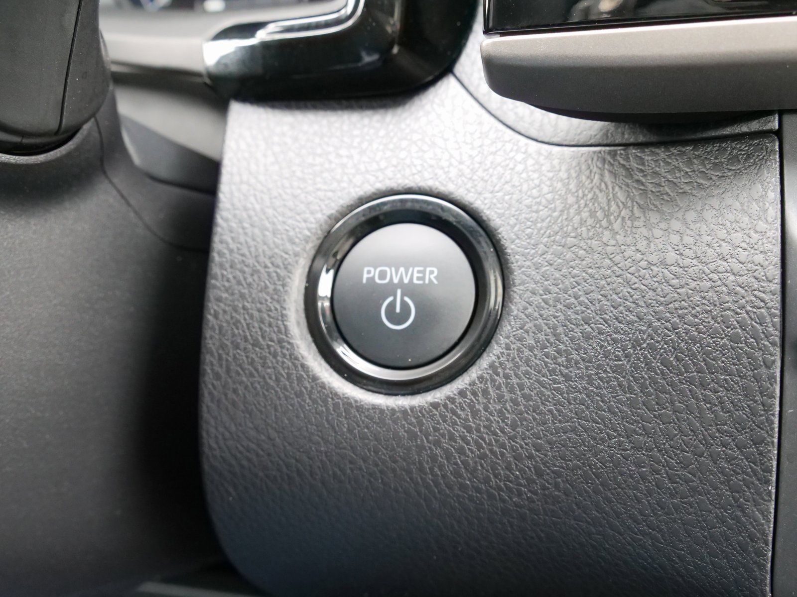 Used 2025 Toyota Camry XLE image 26