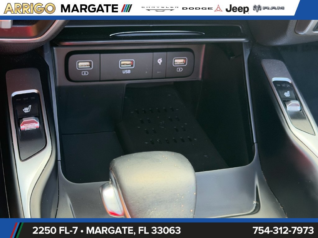 Used 2021 Kia Sorento EX w/ Panoramic Sunroof Package FWD image 27
