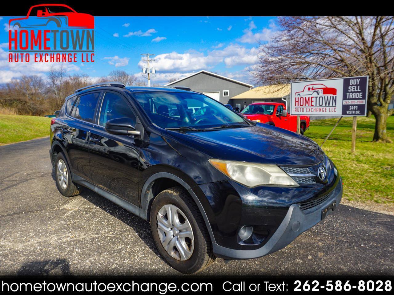 Used 2015 Toyota RAV4 LE image 1
