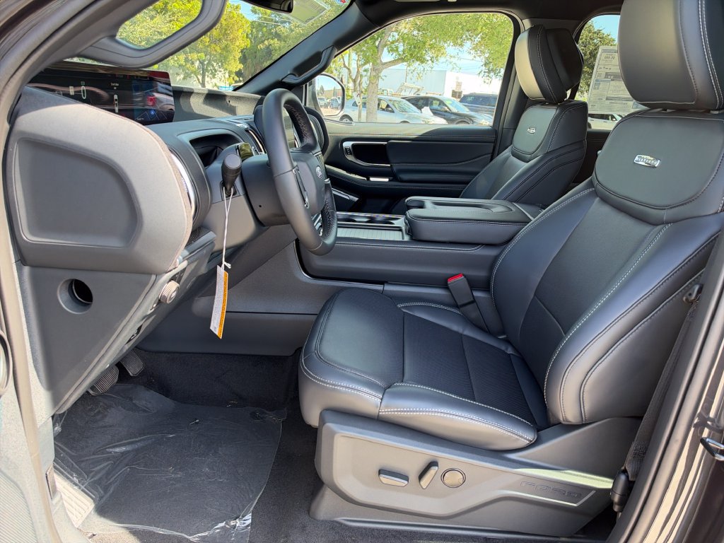 New 2027 Ford Expedition Max Platinum w/ Stealth Performance Package AWD/4WD image 21