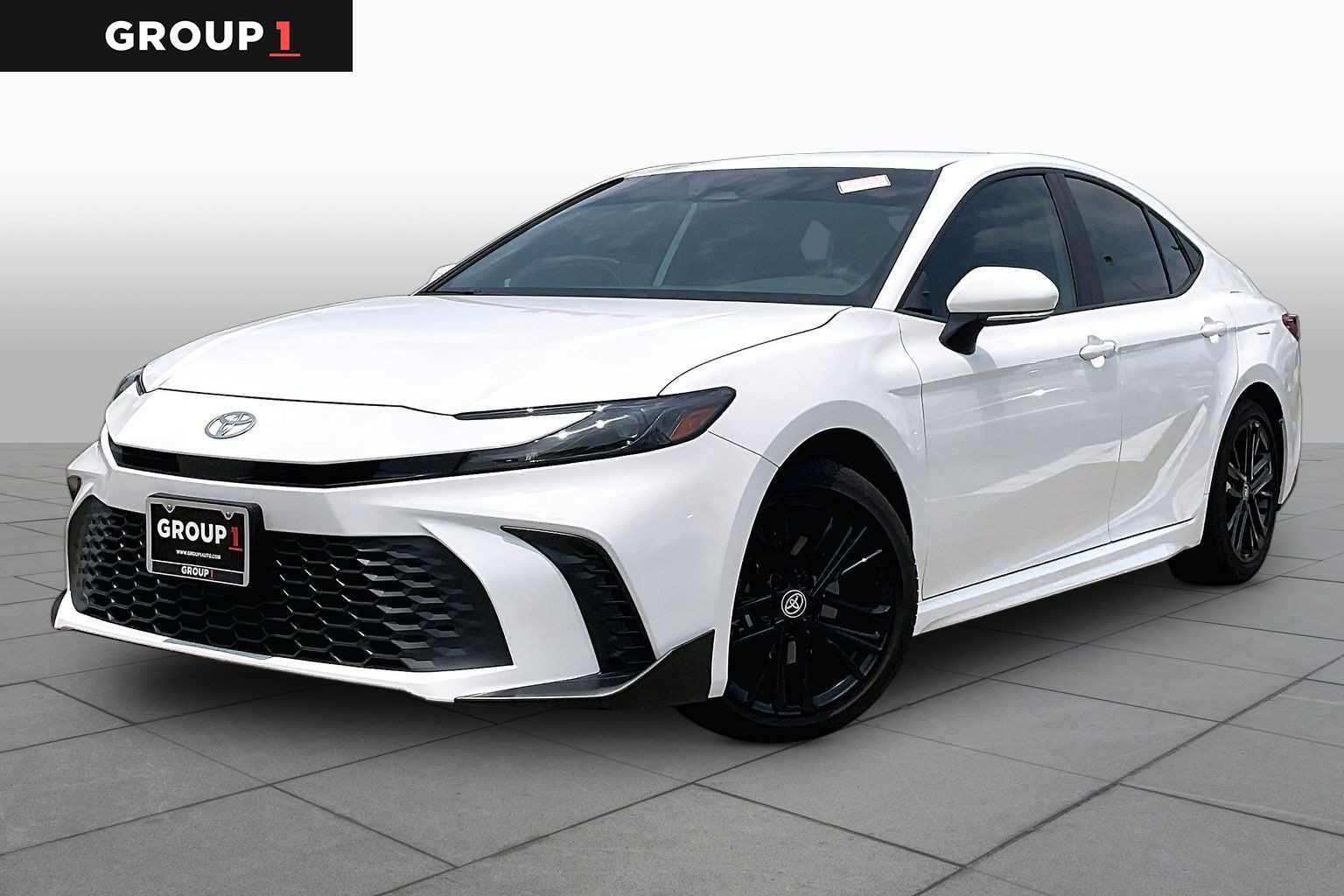 Used 2025 Toyota Camry SE