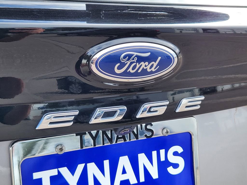 Used 2024 Ford Edge Titanium image 13