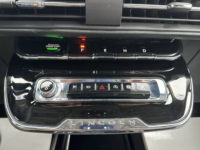 New 2025 Lincoln Corsair Reserve w/ Jet Appearance Package AWD/4WD image 24