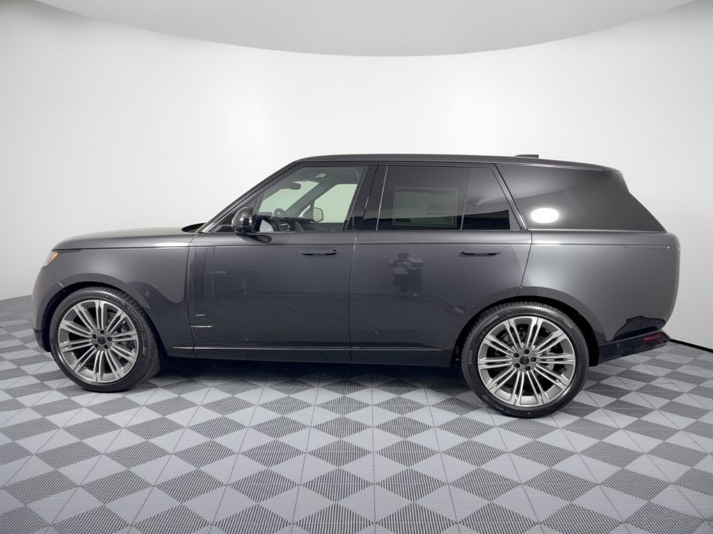 New 2026 Land Rover Range Rover SE AWD/4WD image 2