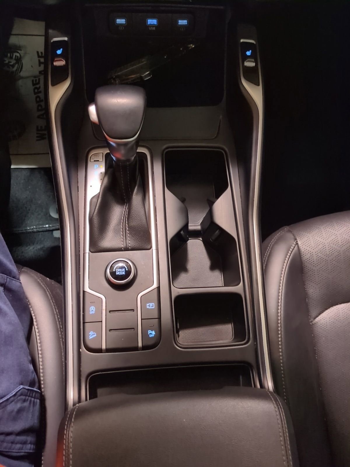 Used 2022 Kia Sorento S w/ Panoramic Sunroof Package image 19