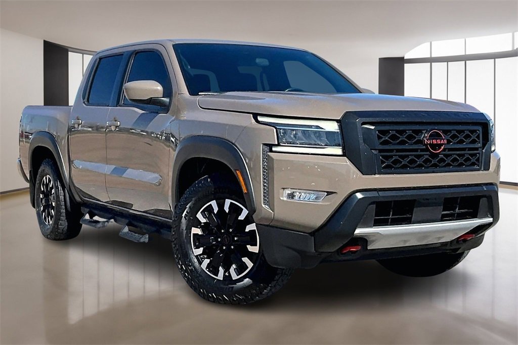 Used 2022 Nissan Frontier Pro-X w/ Technology Package image 11