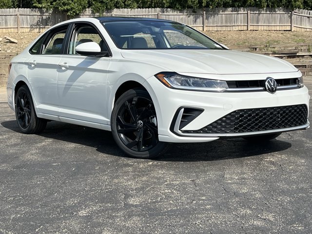 New 2026 Volkswagen Jetta SE
