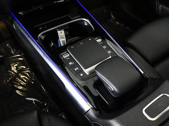 Used 2023 Mercedes-Benz GLB 250 4MATIC image 13