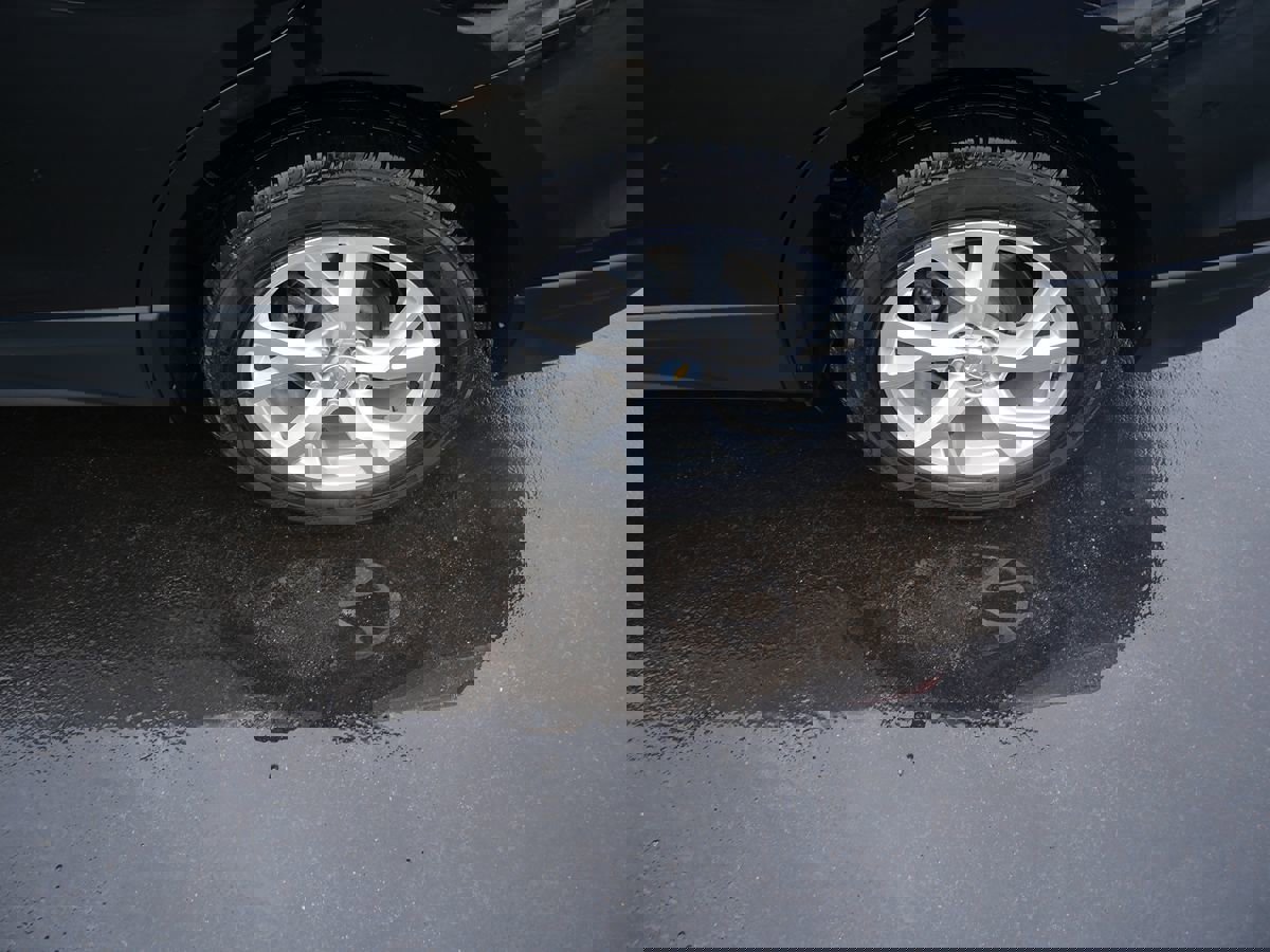 Used 2019 Chevrolet Equinox LT image 38