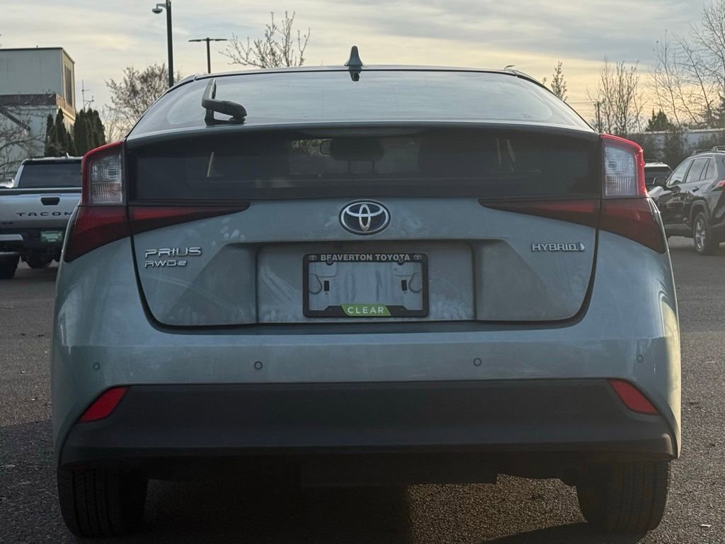 Certified 2022 Toyota Prius LE image 4