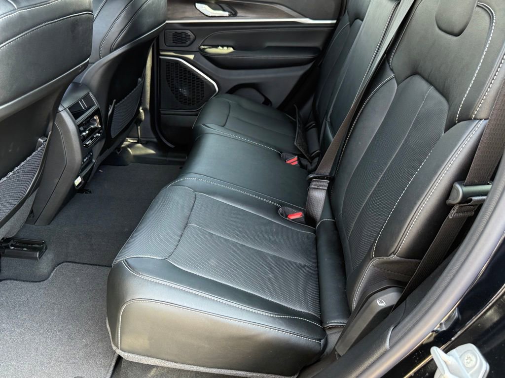 New 2026 Jeep Grand Cherokee Limited Reserve image 30