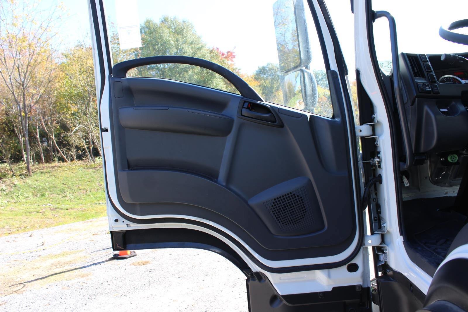 New 2025 Chevrolet Low Cab Forward 6500XD RWD image 10