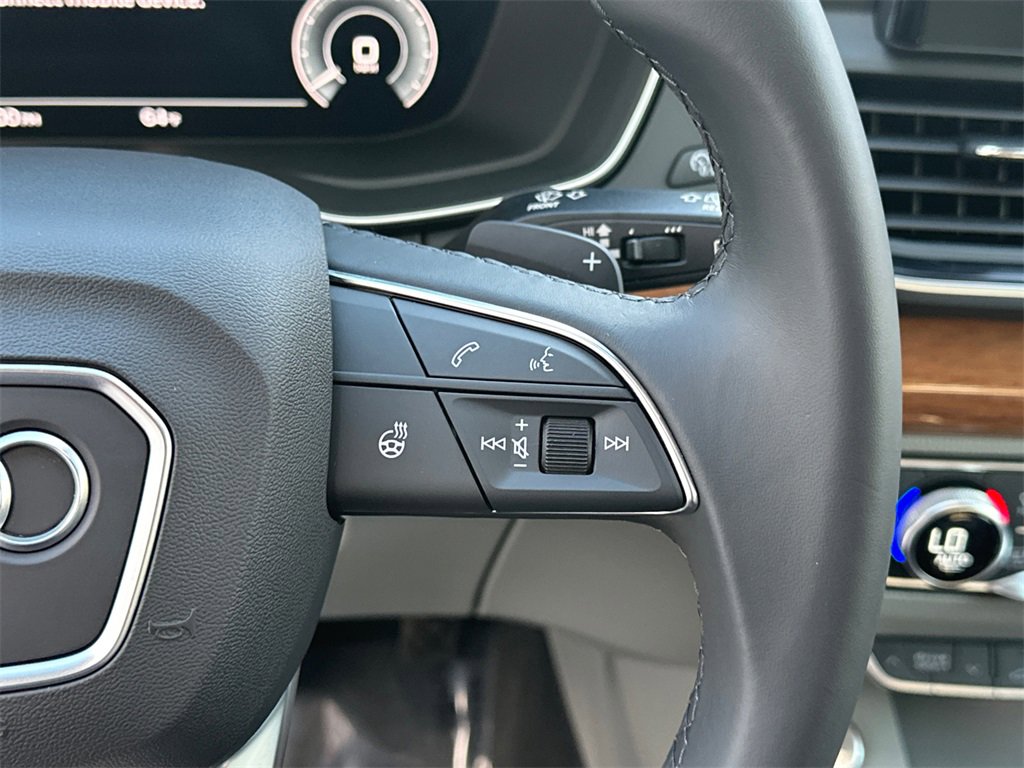 Used 2024 Audi Q5 e Premium image 28