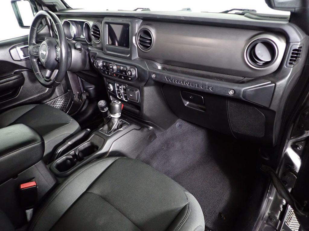 Used 2021 Jeep Wrangler Unlimited Sport image 41