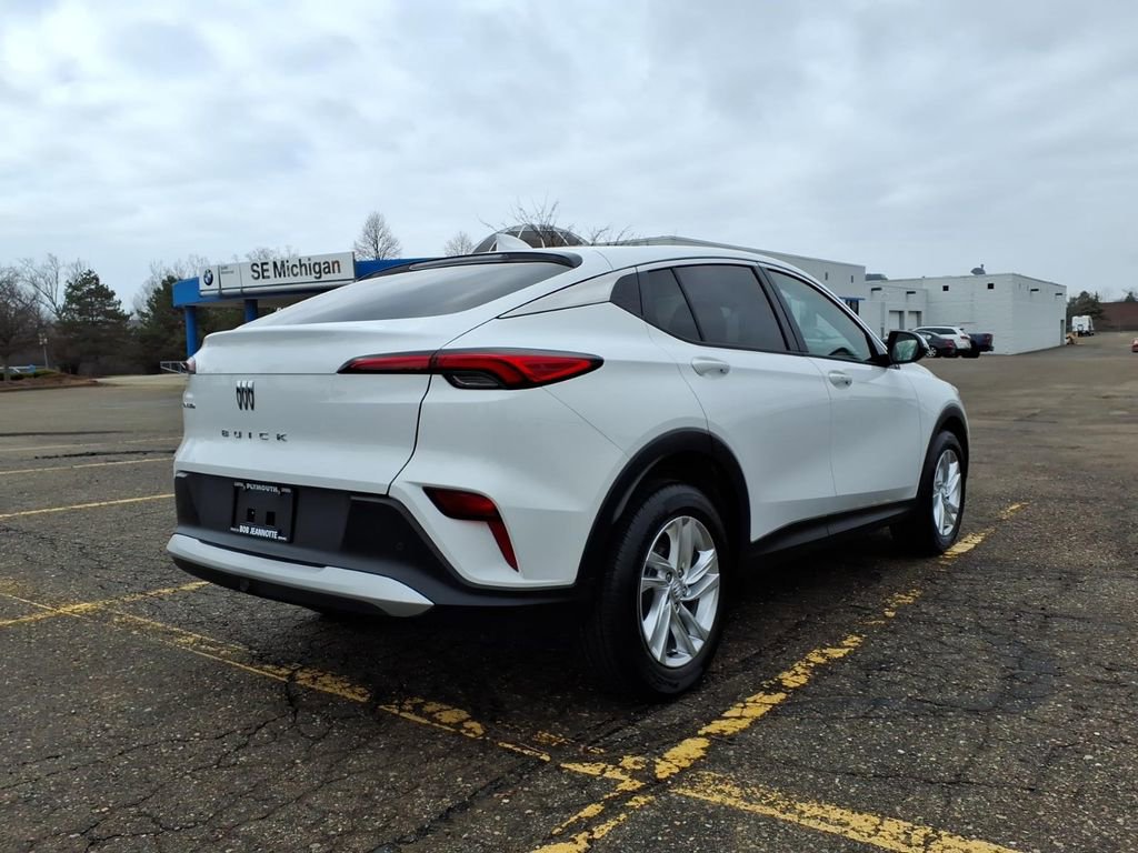 Certified 2025 Buick Envista Preferred w/ Convenience I Package FWD image 4