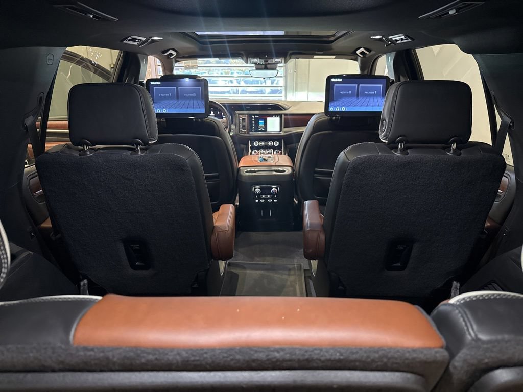 Used 2024 GMC Yukon Denali Ultimate AWD/4WD image 26