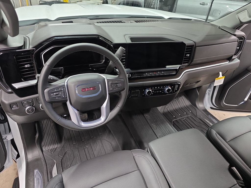 Used 2026 GMC Sierra 2500 SLT AWD/4WD image 15