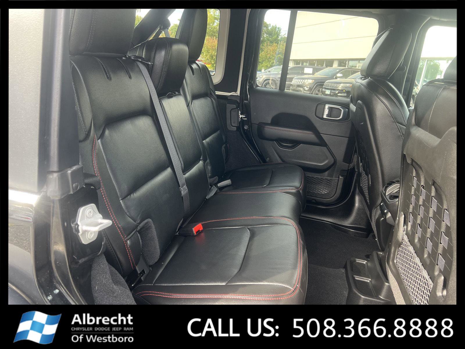 Used 2022 Jeep Wrangler Unlimited Rubicon w/ Cold Weather Group image 19