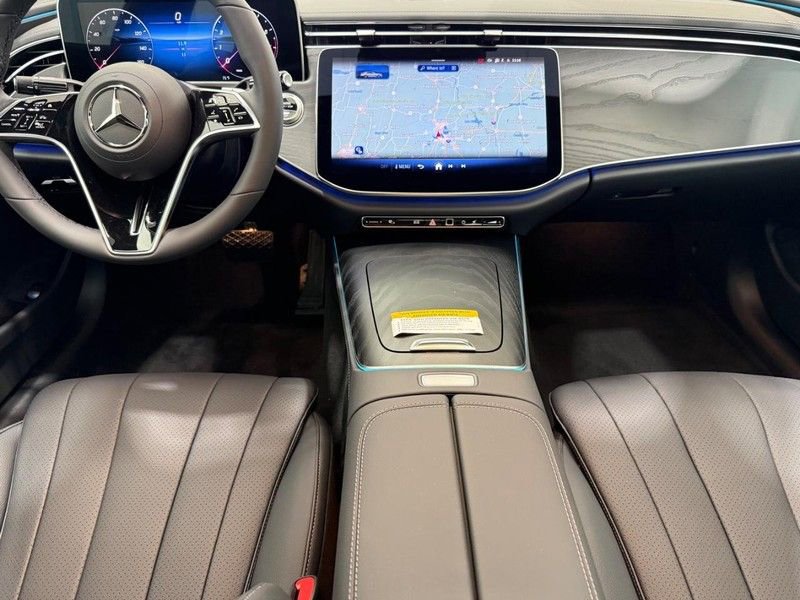 New 2026 Mercedes-Benz E 350 4MATIC Sedan image 6