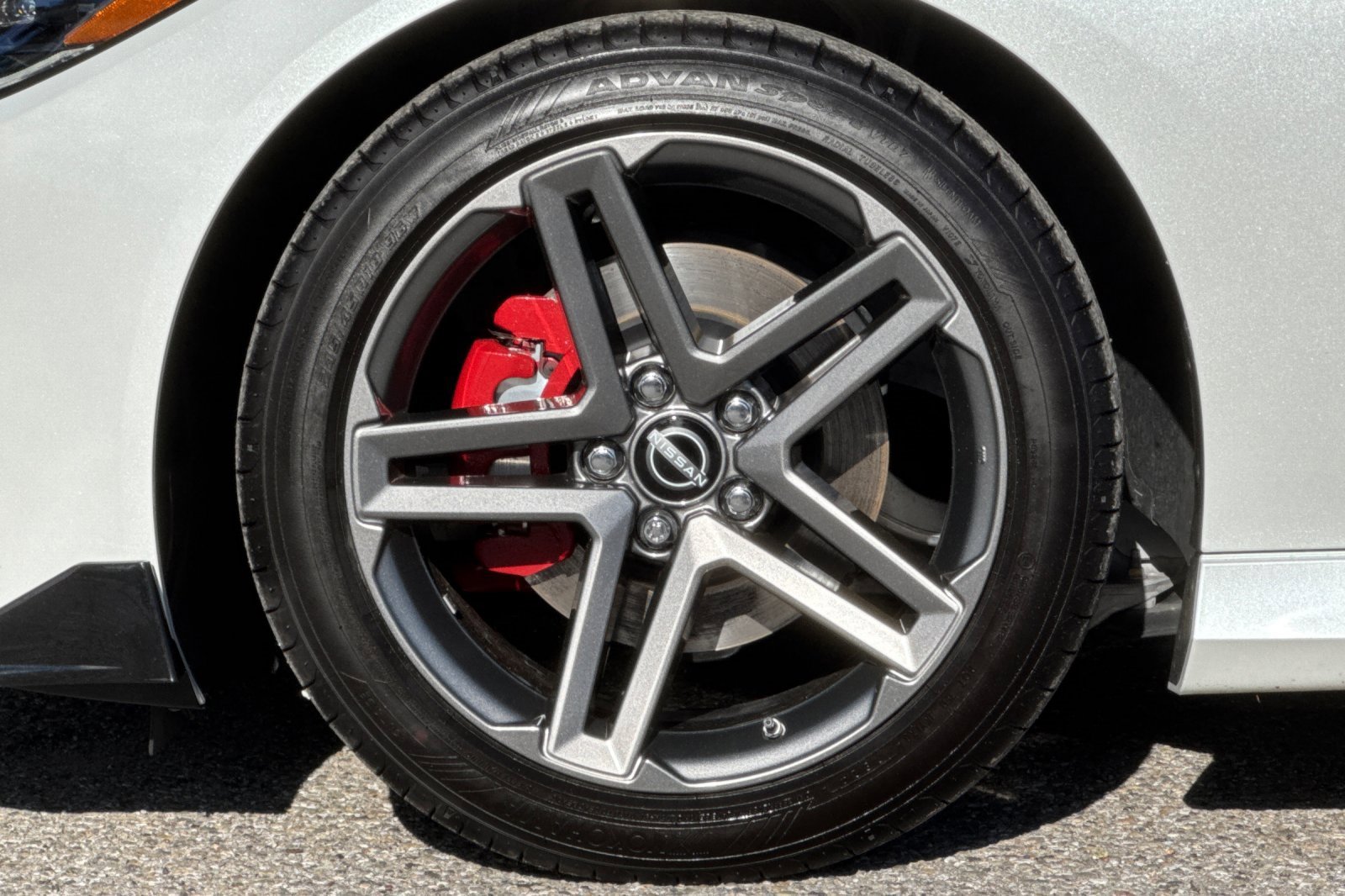 Used 2024 Nissan Z Sport w/ Floor Mat Package image 23