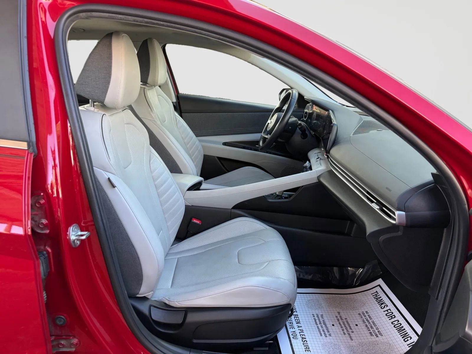 Used 2022 Hyundai Elantra Limited w/ Cargo Package FWD image 20