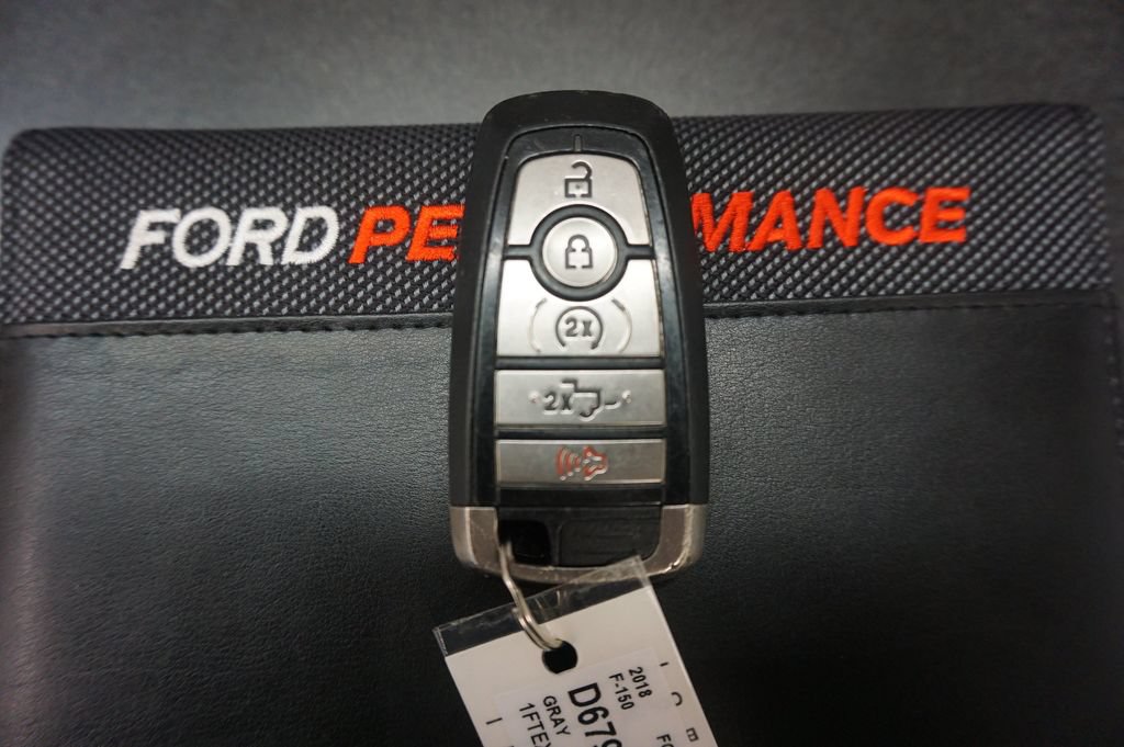 Used 2018 Ford F150 Raptor w/ Equipment Group 802A Luxury AWD/4WD image 19