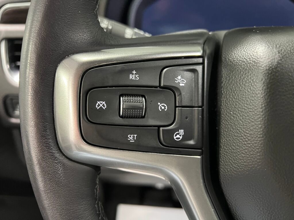 Used 2022 Chevrolet Tahoe LT w/ Luxury Package image 12