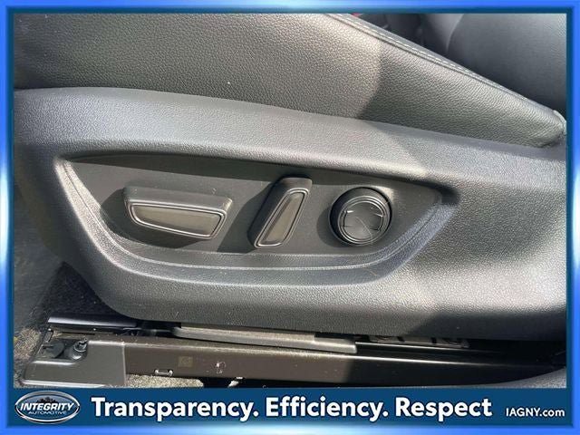 Used 2026 Toyota Camry SE w/ Convenience Package AWD/4WD image 18