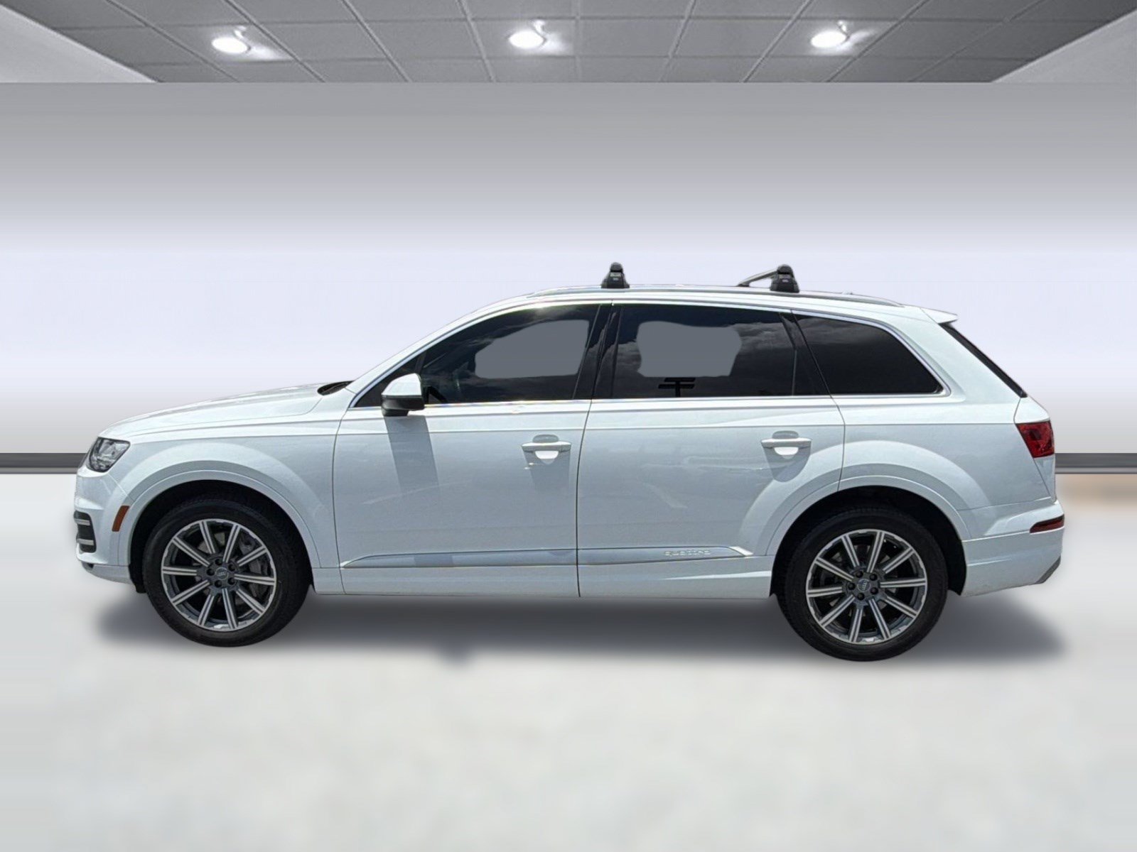Used 2019 Audi Q7 3.0T Premium Plus w/ Premium Plus Package AWD/4WD image 2