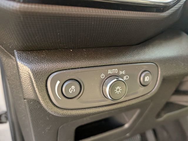 Used 2023 Chevrolet TrailBlazer LT image 16