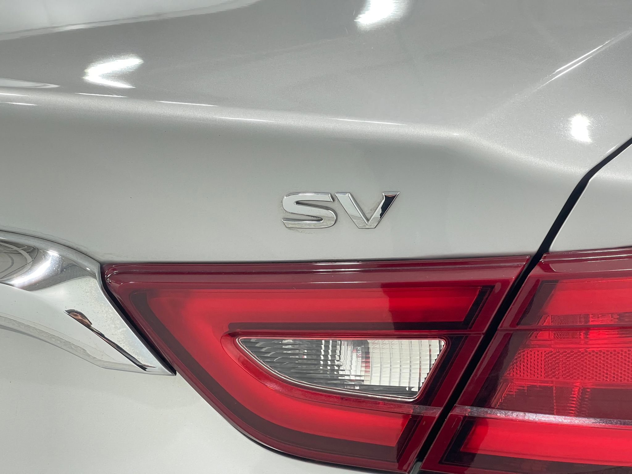 Used 2017 Nissan Maxima 3.5 SV image 39