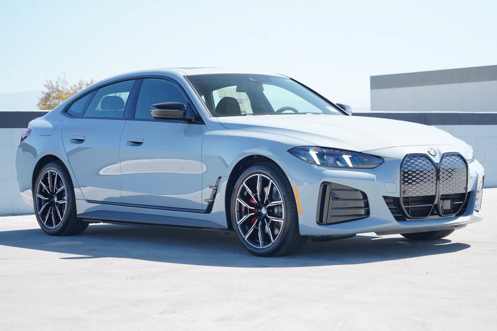 New 2026 BMW i4 eDrive40 w/ M Sport Package RWD image 3