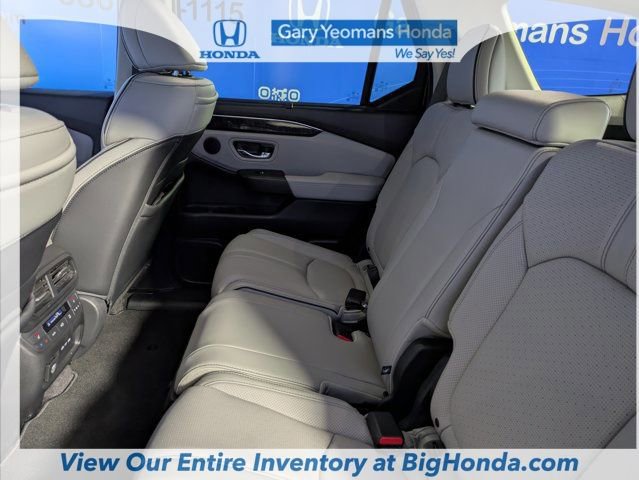 Certified 2025 Honda Pilot Elite image 19