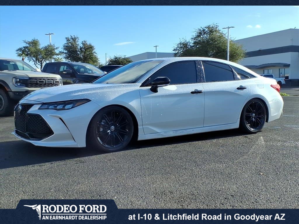 Used 2022 Toyota Avalon XSE